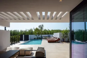 Nuera III: Modern 3BR Villa, 300m from the Beach - Image 4