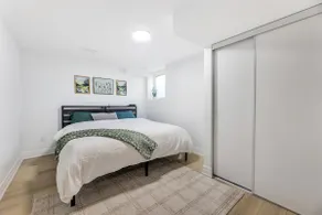 Safari Escape: Modern Apt 2B/1B, Kitchen, Parking! - Image 3