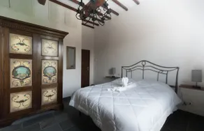 House in the ancient village - Image 2