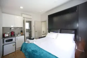 Small Studio Apartment - Image 4