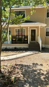 Retreat near Smith Lake Park - Image 4