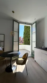 Hotelito Badalona Gran Villa 8 - Image 2