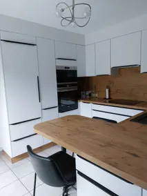 Two-bedroom house for rent - Image 5