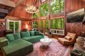 Lakeside Lodge (hot tub & sauna) - Image 3