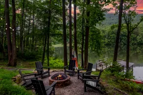 Lakeside Lodge (hot tub & sauna) - Image 2