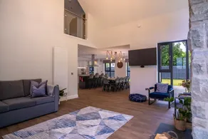 Ash Lodge - Image 2