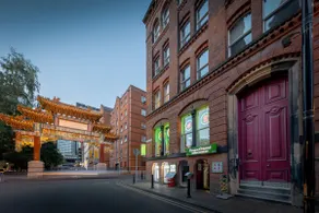 Luxurious 3BED Penthouse in Mcr *Private Terrace* - Image 3