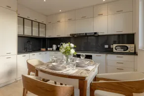 Luxurious 3BED Penthouse in Mcr *Private Terrace* - Image 5