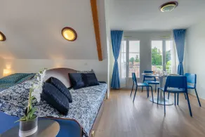 Grand Studio Le Bleu Posay - Image 3