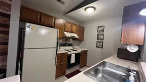 Leilani's Loft - Image 5