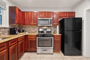 Townhouse at South Philadelphia! - Image 3