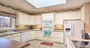 Ponce Golf Views | Patio | Garage | Sleeps 8 - Image 4