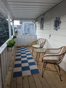 Secluded Getaway Near Downtown, Airport, Hospitals - Image 4