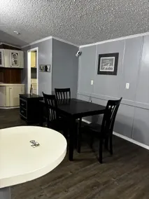 Mobile Home in Harlingen - Image 4