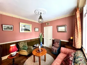 Charming Old Town Cottage: double & kingsize beds - Image 5
