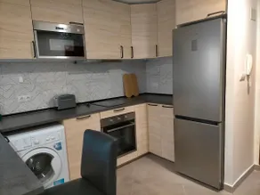Spacious newly renovated apartment - Image 5