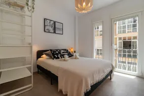 Charming Apartment In The Heart Of Mlaga - Image 2