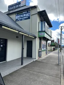 Tavern Publican's luxe Retreat - Image 4