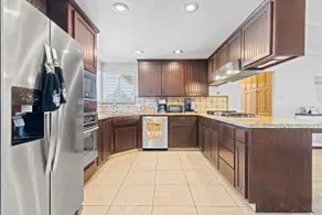 Stylish 3BR Home w/ Pool in Prime Neighborhood - Image 5