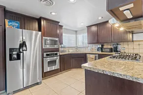 Stylish 3BR Home w/ Pool in Prime Neighborhood - Image 3