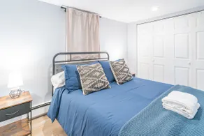 Refined 1-Bedroom Apt |Calm & Comfortable Stay - Image 3