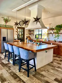 Private House, 1-Min Walk to Beach, Ocean Views - Image 3