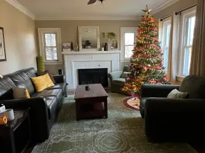 Private Cottage in Cathedral District - Image 2