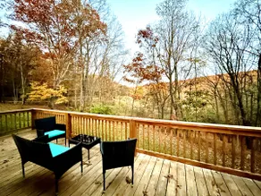 Newly Renovated Rustic Retreat - Image 3