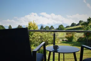 Getaway Loft - Free Parking - Nearby Bus Stop - Image 2