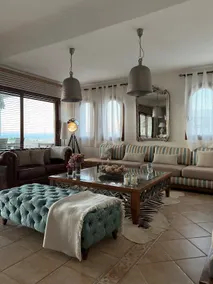 Marina beach Luxury Apartment Beach View - Image 2
