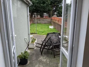 2 Bedroom House in 10 mins from the city centre. - Image 3