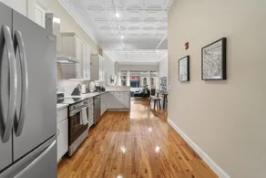 Hip Dtwn Apt W/ Arcade & Gym - Image 5