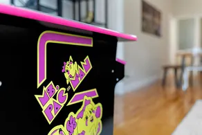 Hip Dtwn Apt W/ Arcade & Gym - Image 3