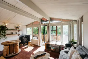 Chalet in nature, jacuzzi and private sauna - Image 3