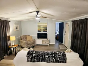 Country Resting Spot - Image 2