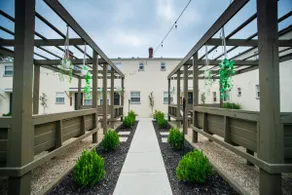 #2 Merion/German Village Columbus Townhouse - Image 2