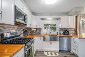 Leo Blitz - Comfy 2 Bed - Central - Dog Friendly - Image 2