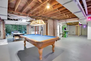 Game Room 10 min to downtown 3 King Beds Sleeps 12 - Image 5