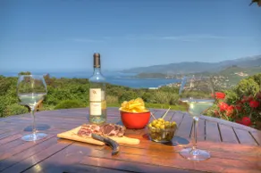House with sea view, 2 people, 3 km from the sea - Image 2