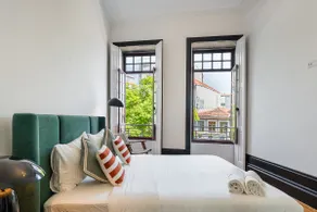 Terraced Apartment in the Heart of Porto + Parking - Image 2
