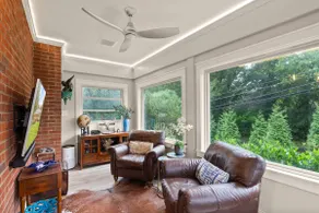 Quiet Luxury Home - Modern - King - 20 Min from DC - Image 4