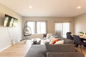 *The Stunning & Luxury One*AC! Besides WEM/Sleep 9 - Image 3