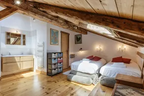 Ferme d Aristide - Chalet 160m2 Calme Sauna Vue Bus Train 250m - Image 3