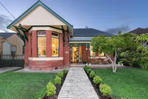 Victorian Charm Central Ballarat - Image 2