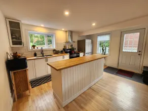Le Chic with view of Chicoutimi – 2 bedrooms - Image 3