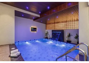 Mountain Glory Paradise 4BHK by Anand Stays - Image 3
