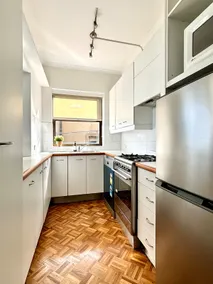 World Class HarbourBridge&OperaHouse View 2Bed Apt - Image 4