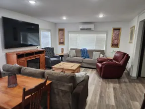 Madea's Place Unit B - Image 5