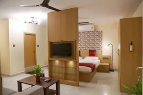 Lumis studio apartment - Image 5