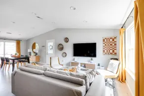 Glen Allen Mid-Century Modern Casita - Image 4